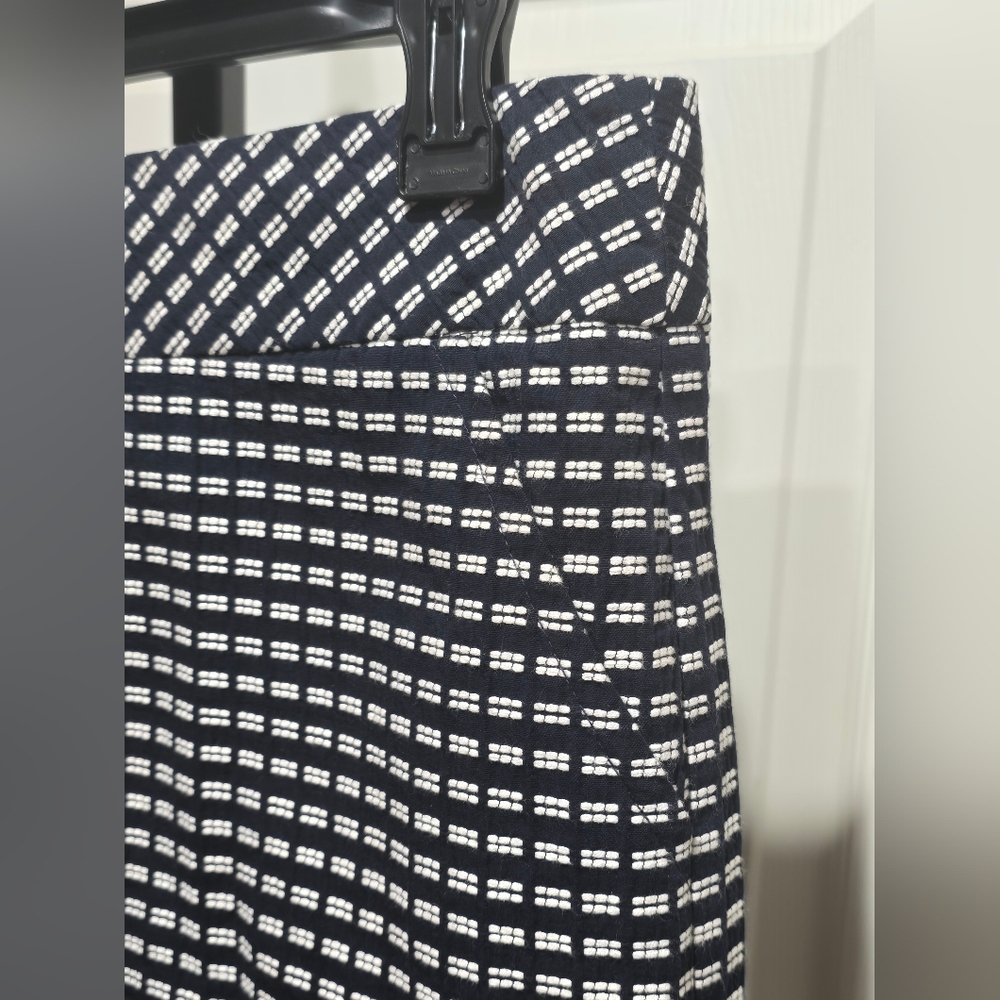 Trina Turk Pencil Skirt Navy Blue & White Geometric Pattern - Picture 5 of 8